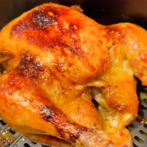 Air Fryer Whole Chicken Recipe, Air Fried Chicken, Healthy Chicken Recipe, Easy Air Fryer Recipe, Crispy Whole Chicken, Juicy Air Fryer Chicken, Whole Chicken Air Fryer, Quick Whole Chicken Recipe, Family Dinner Recipe, Roasted Chicken Recipe