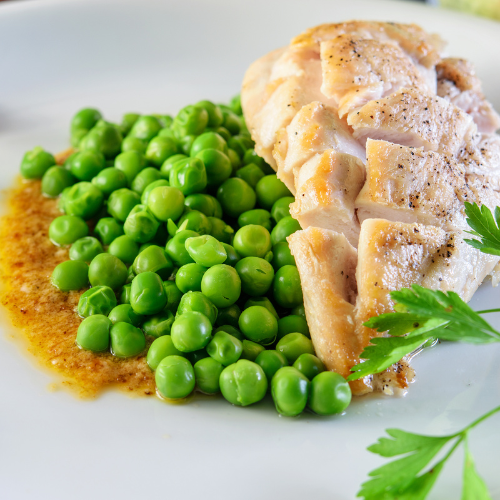 chicken breast with peas